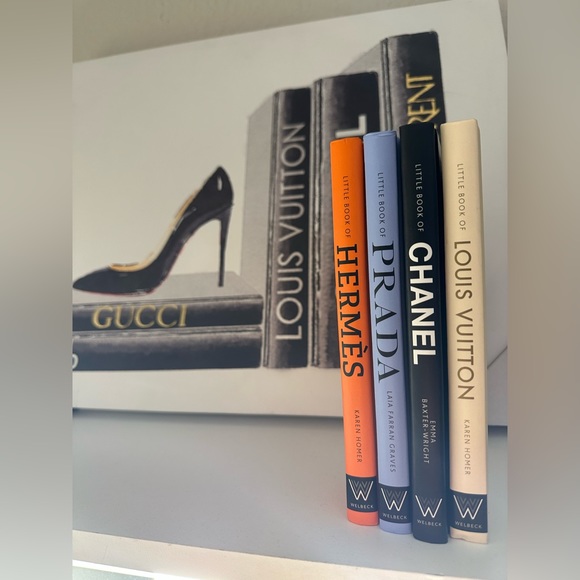 LITTLE BOOK OF HERMES collectors item - Picture 3 of 4